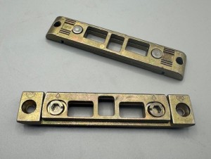Roto Schließstück Kantriegel R605A75