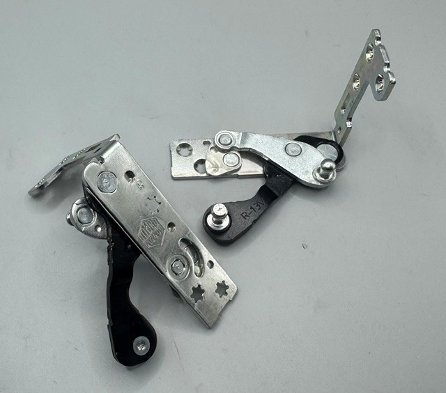 Maco Ecklager PVC f. Bodenschwelle 13V, rechts